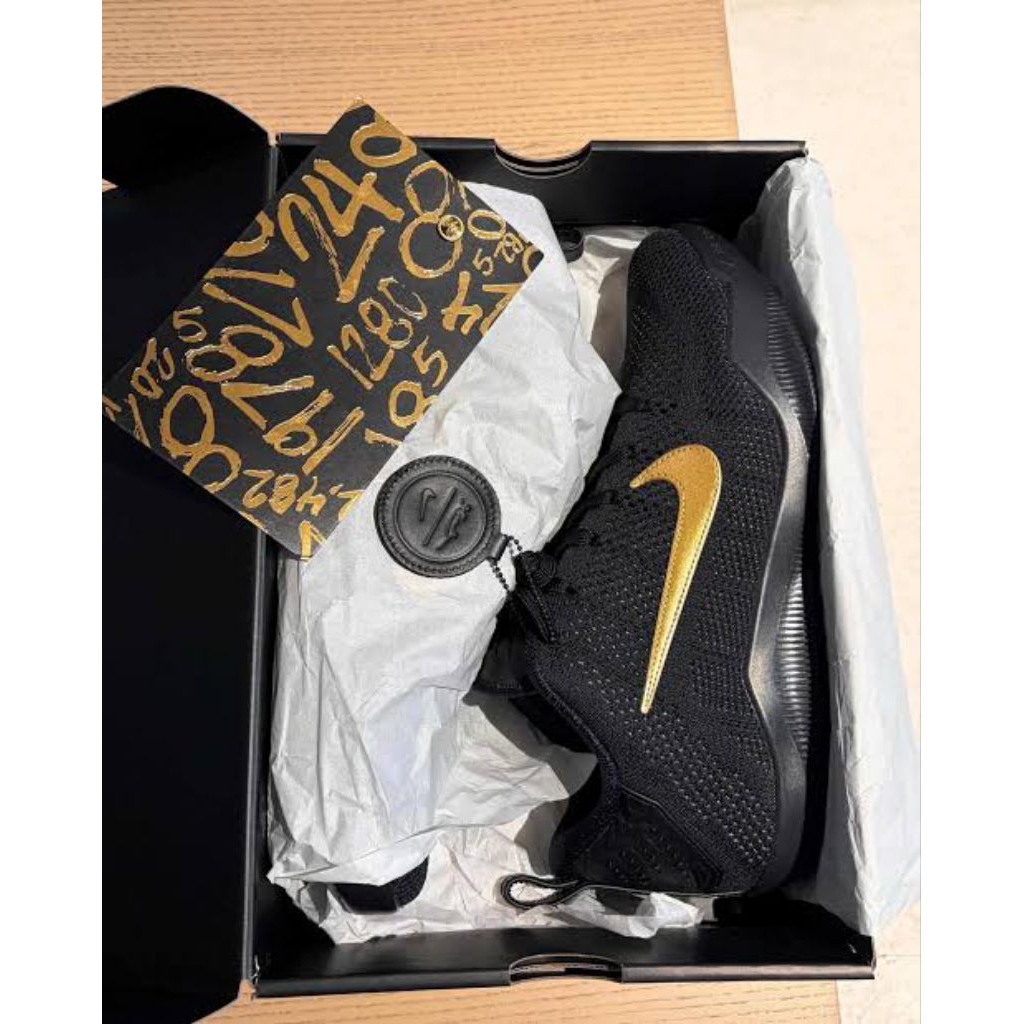 nike Kobe 11 elite fade to black 2026