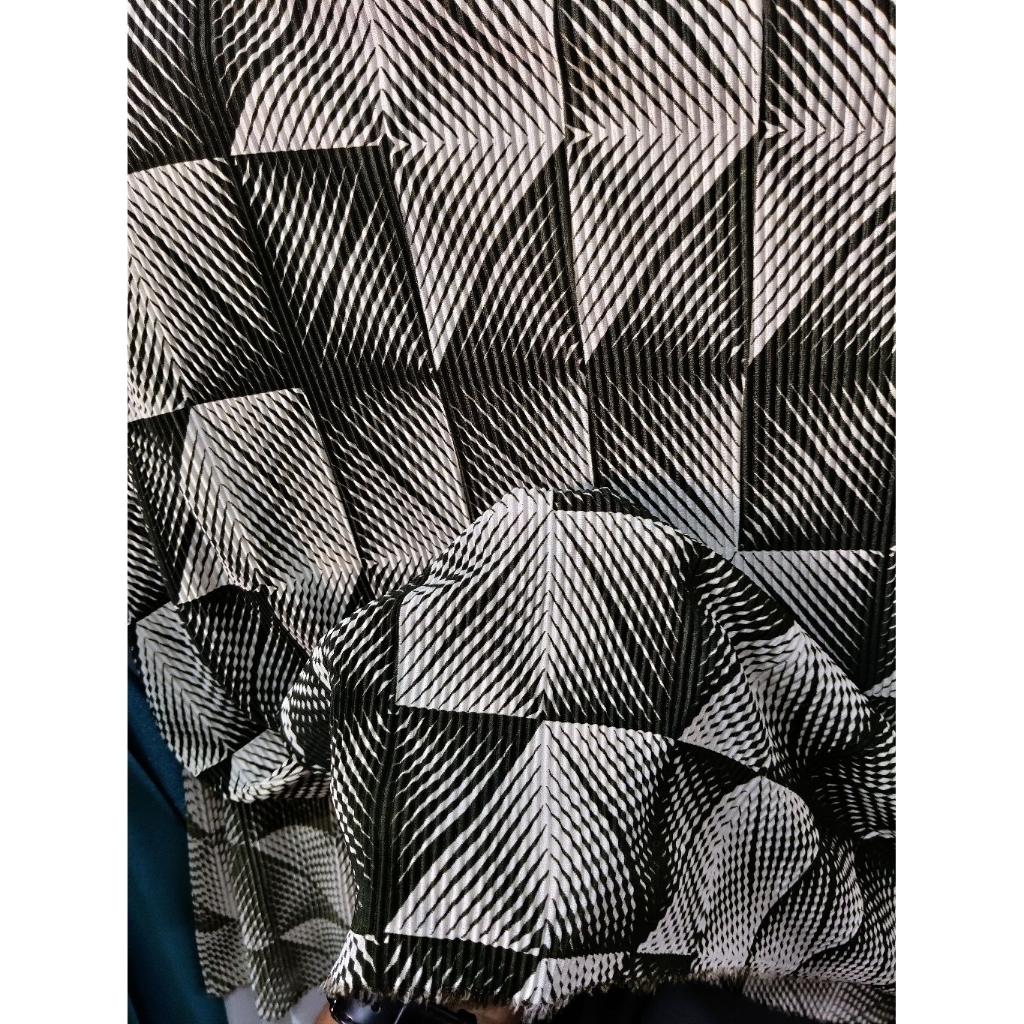 kain satin frisket motif abstrak / kain satin frisket / kain satin terlaris