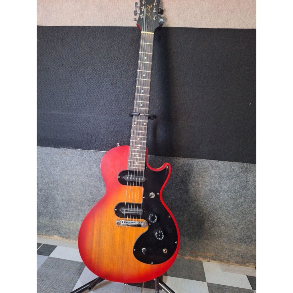 GITAR LISTRIK EPIPHONE