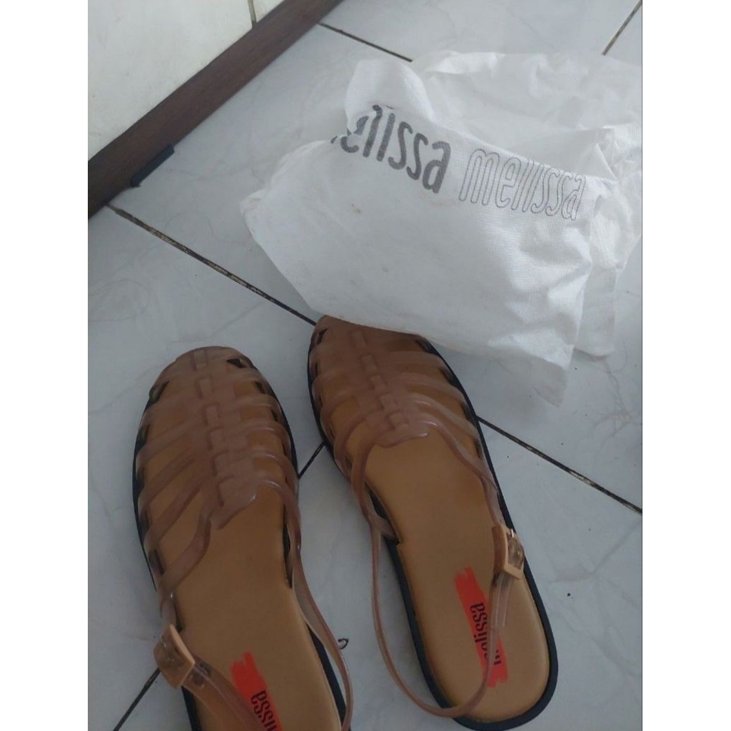 Preloved Melissa size 40