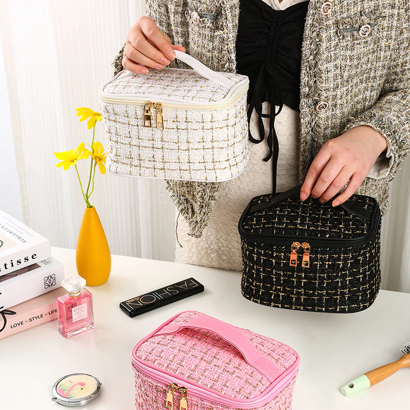 Tas Rajut Kosmetik/Makeup Serbaguna [Tas Penyimpanan Organizer Travel Bag Pouch Kosmetik Wanita Moti