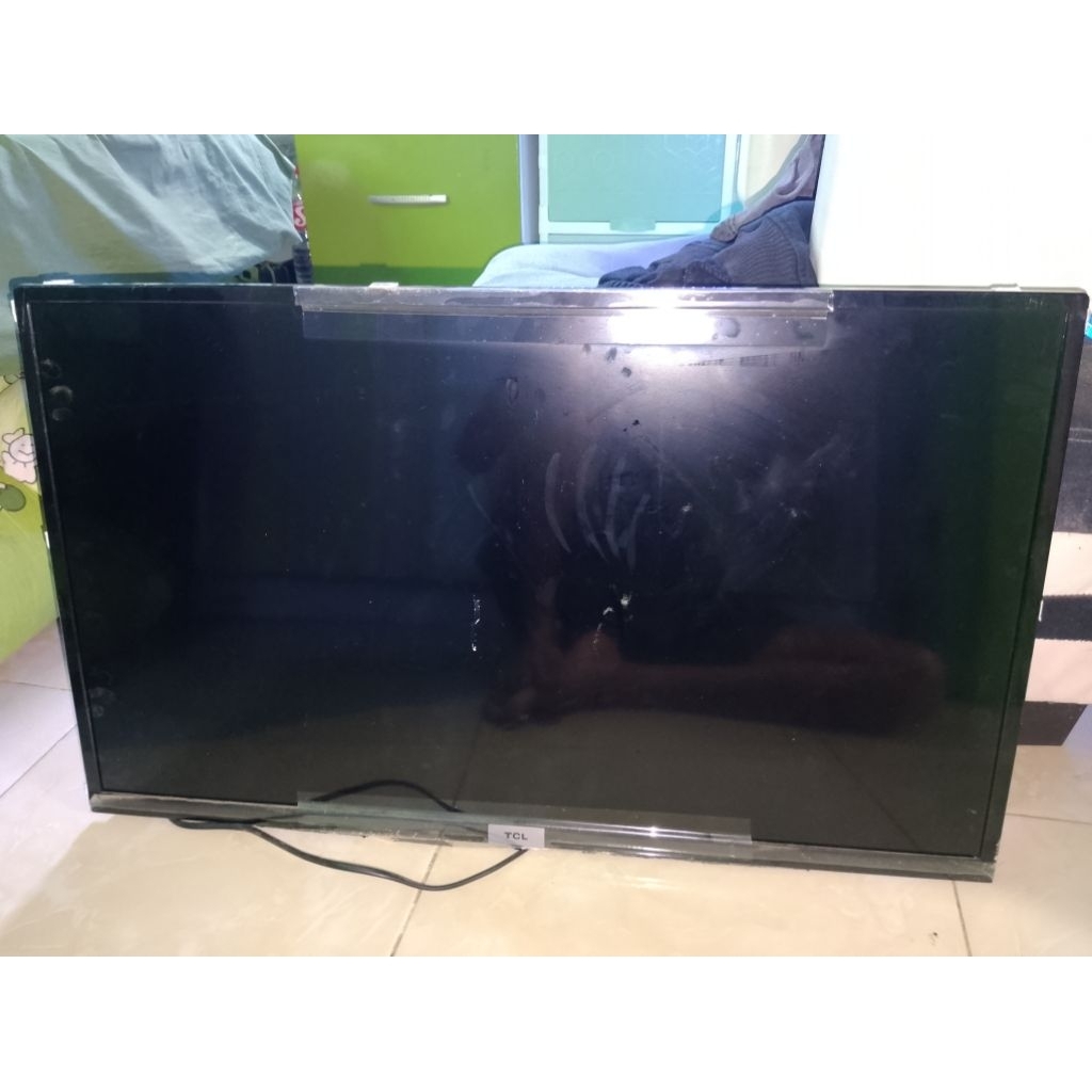 TV LED TCL 32 inci minus layar pecah model 32A3+