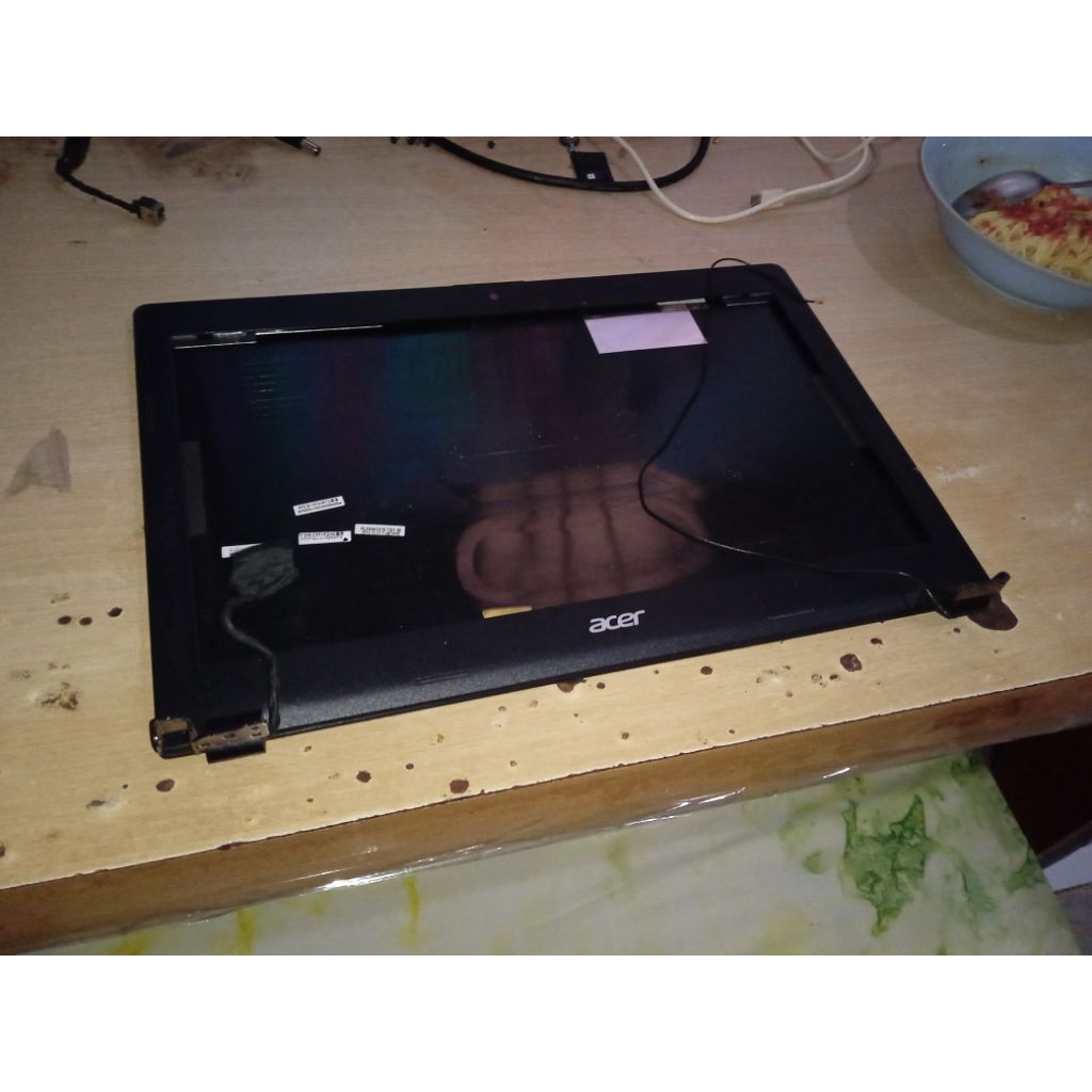 casing lcd acer z1401