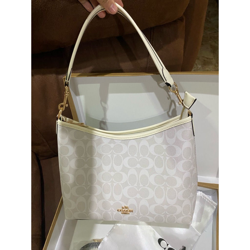 shoulder bag coach