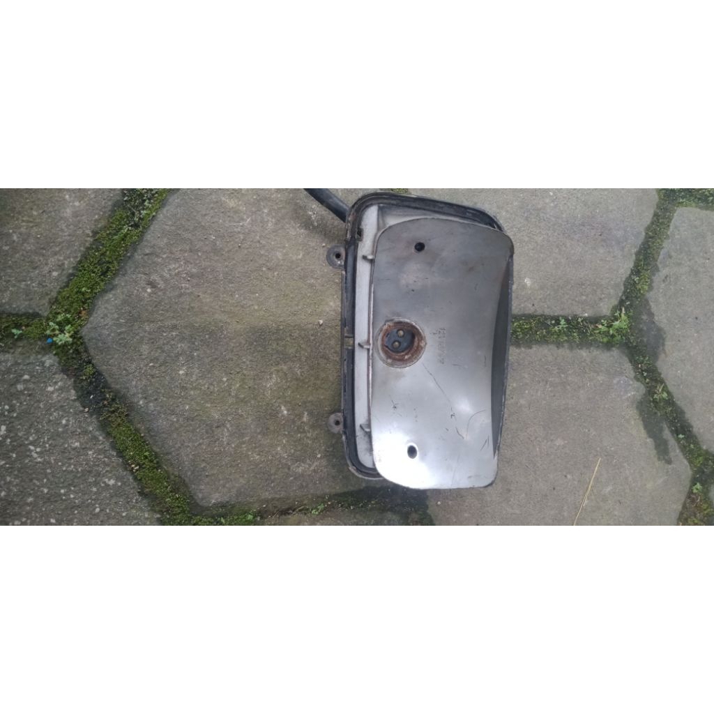 reflektor belakang honda megapro lama original
