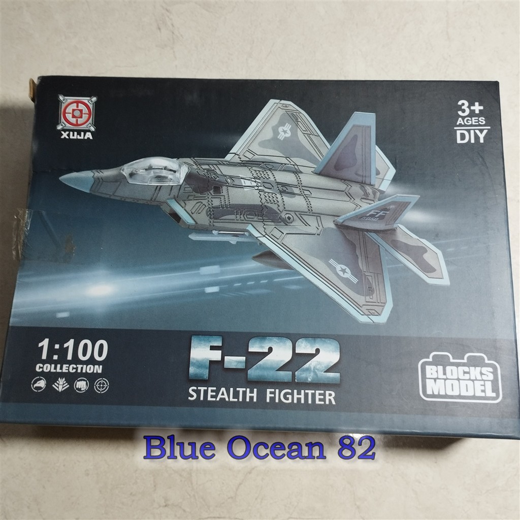 Block Model DIY 1/100 US F-22 Stealth Fighter Aircraft + Stand Keren - Mainan Miniatur Pesawat Milit