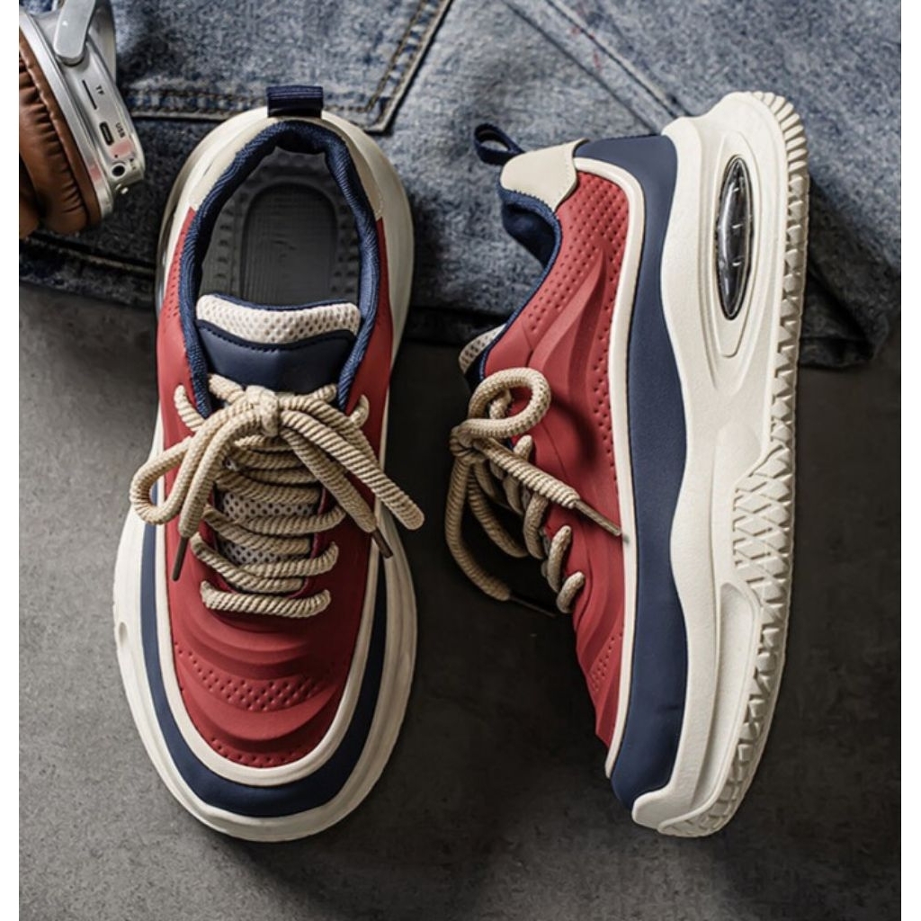 Sepatu cowok sneakers keren sepatu pria kekinian sepatu outfit terbaru
