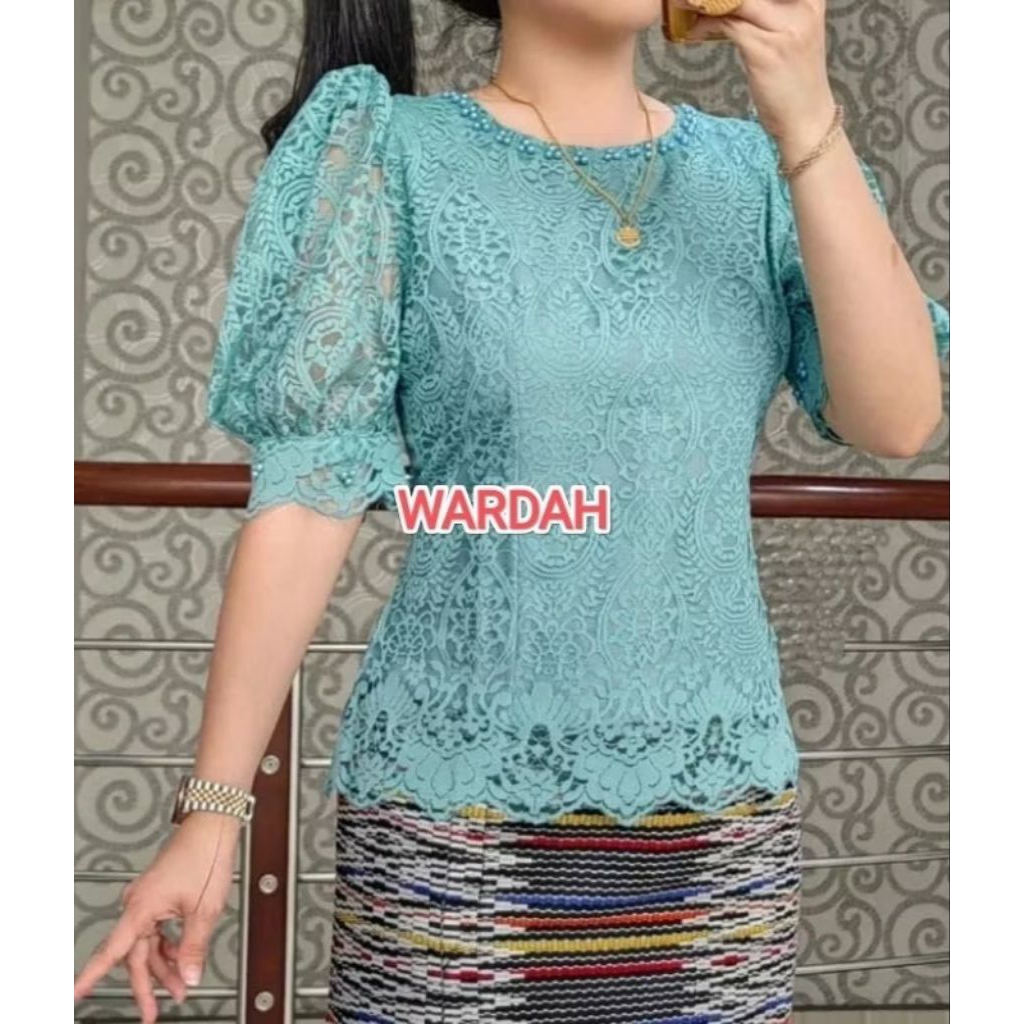 Kebaya Atasan Wanita Premium - Model Lengan Balon, Terbuat dari Renda Brokat, Warna Terakota, Ukuran