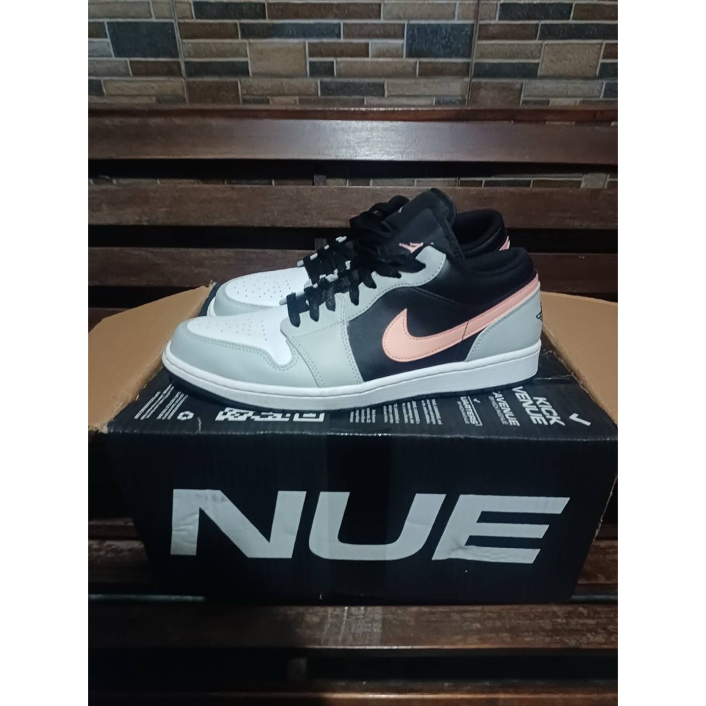 JORDAN 1 LOW BLACK GREY PINK MEN