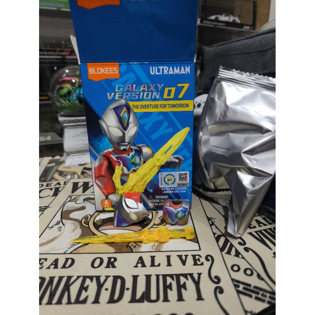 Blokees Ultraman Galaxy Version 7 Ultraman Decker Flash Type