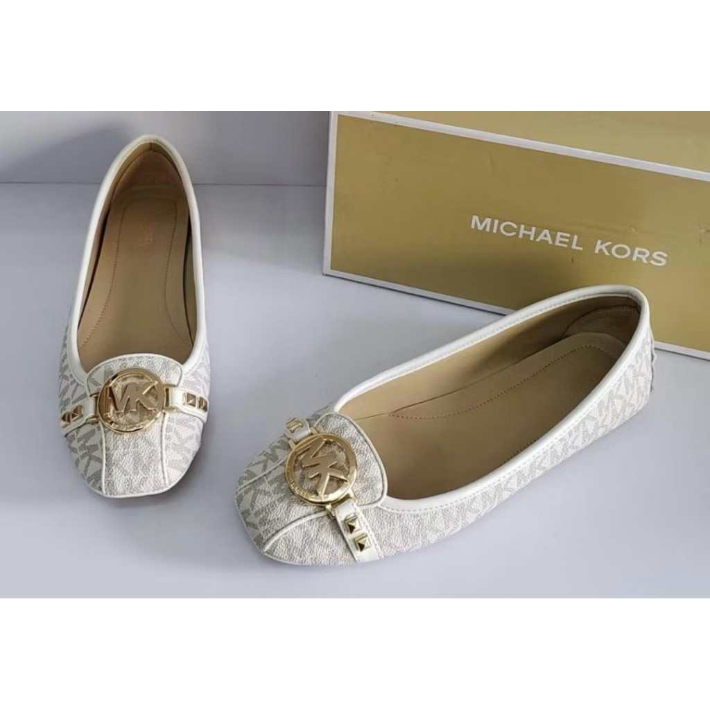 MK Fulton Flatshoes Michael Kors White Size 6 NEW