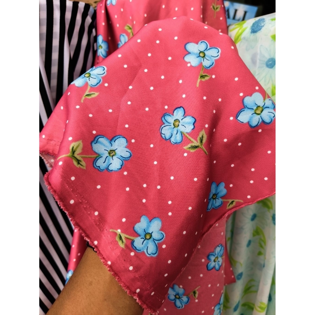 kain saten motif bunga / kain saten / kain saten terlaris