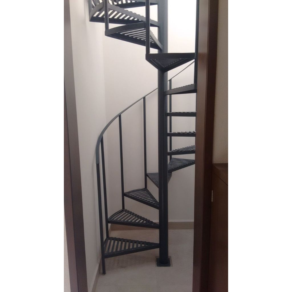 Tangga Putar minimalis