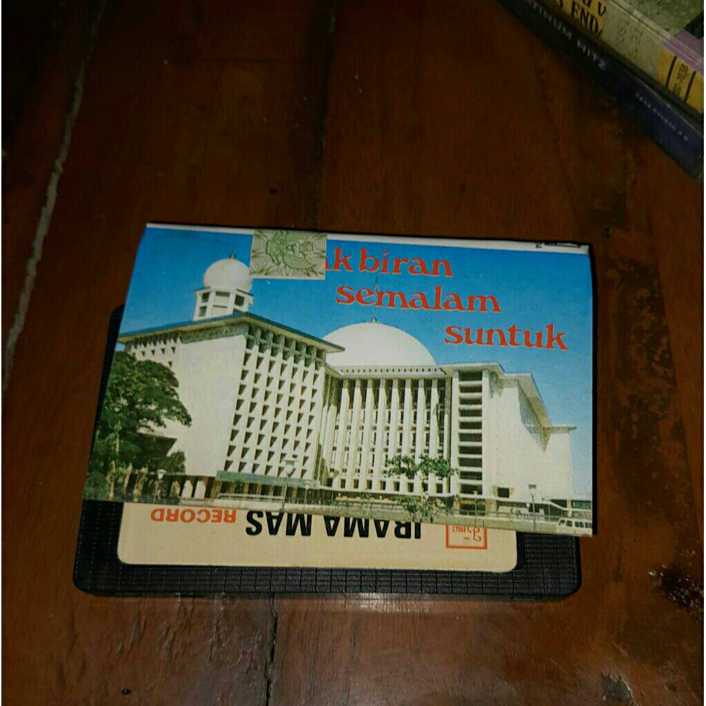 Kaset pita Takbiran semalam suntuk