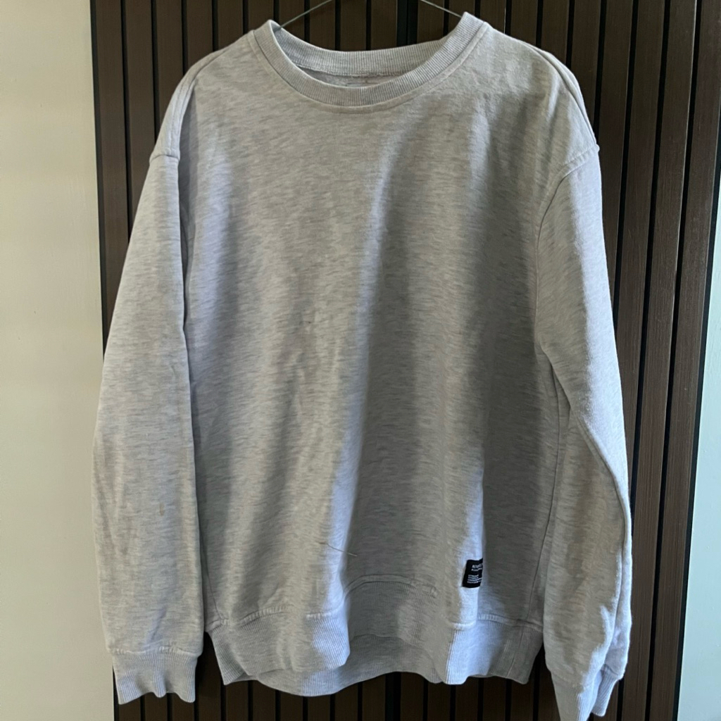 Preloved Sweater Aerostreet Original