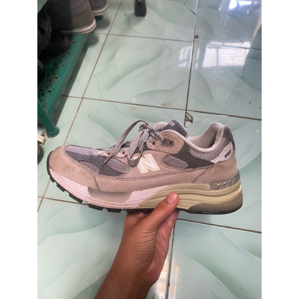 preloved sepatu ori Nb 992