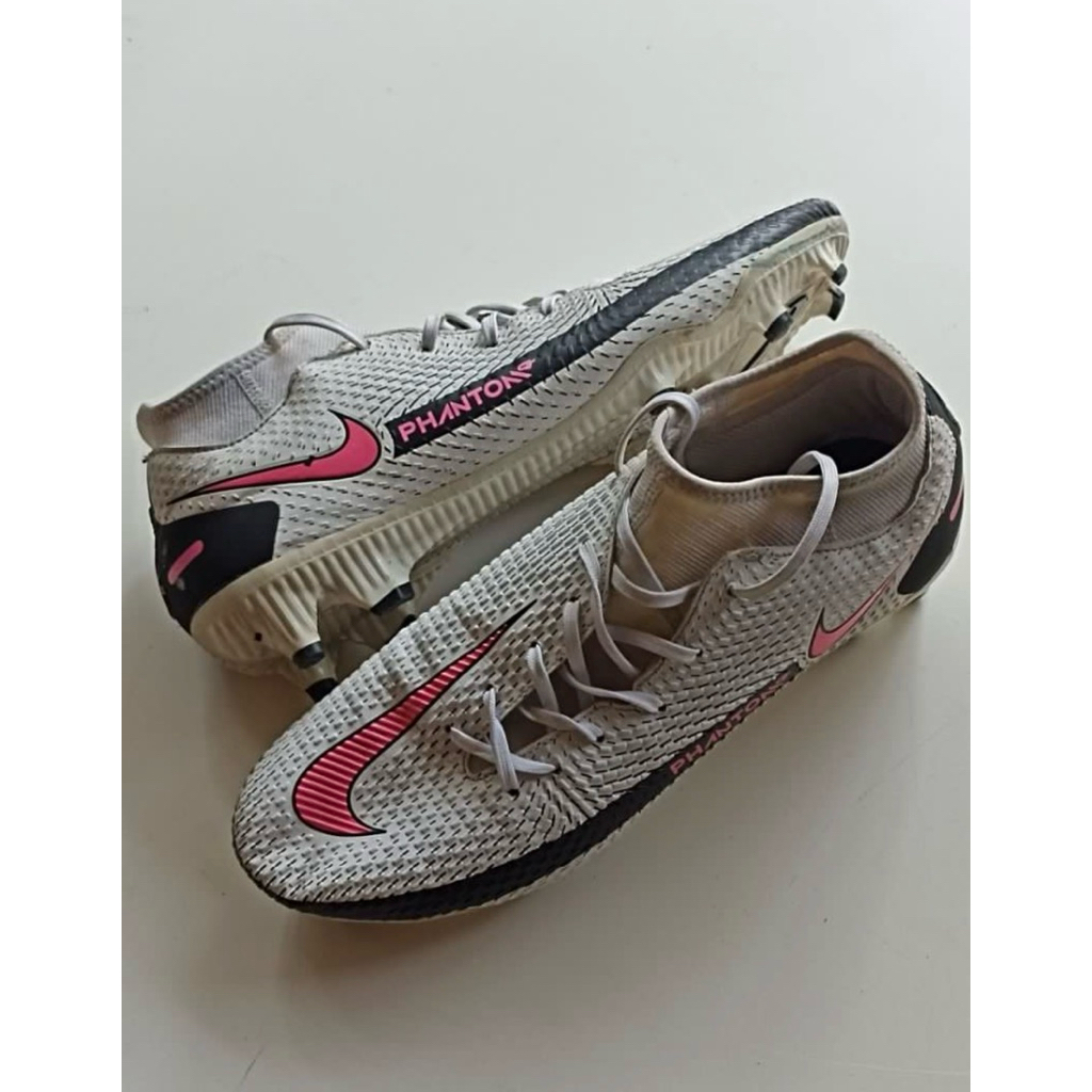sepatu Bola Nike Phantom GT Academy