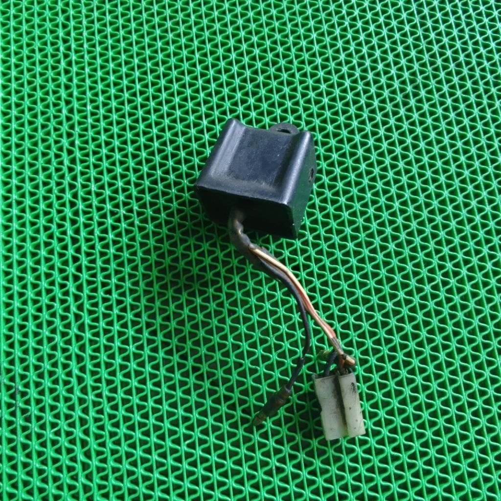 CDI Yamaha V 80 Robot Superdeluxe Excellent Original