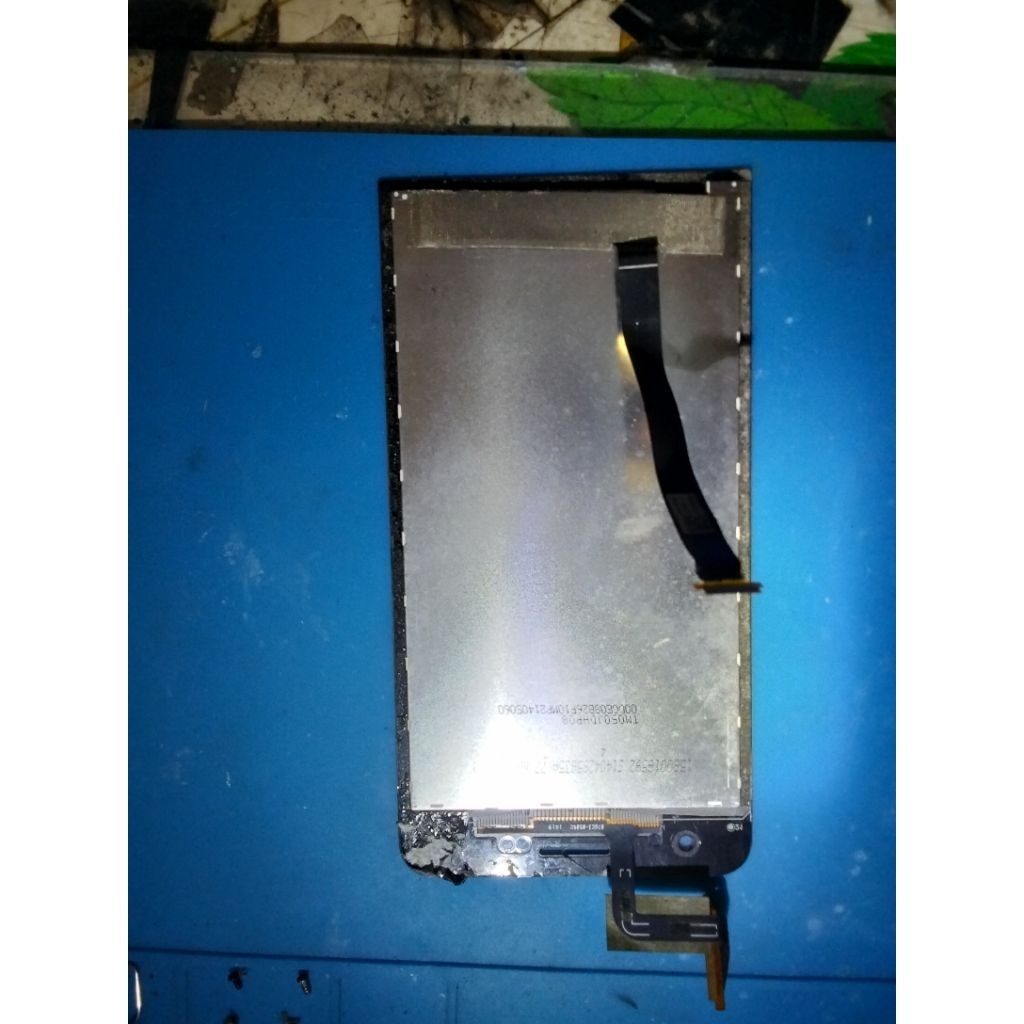 LCD tipe Asus Zenfone 2 ori copotan HP