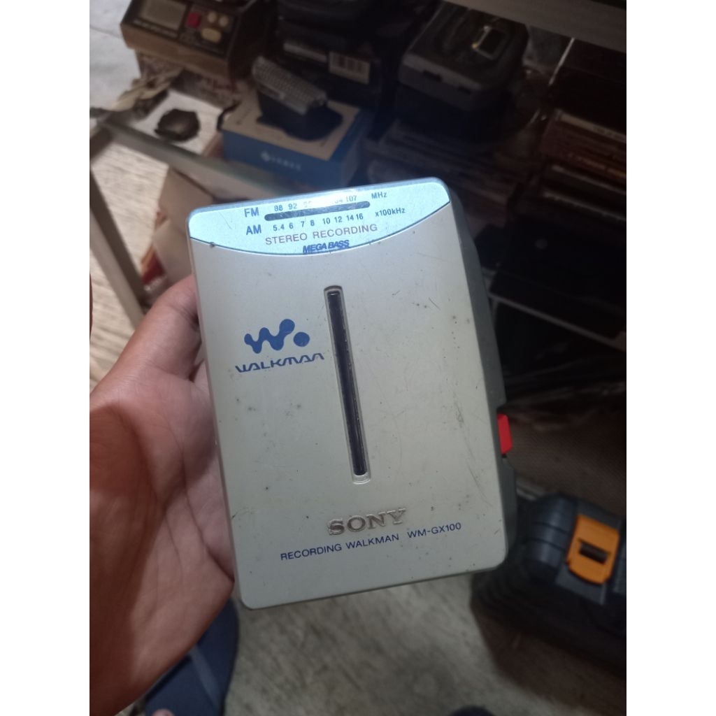 sony walkman wm gx 100