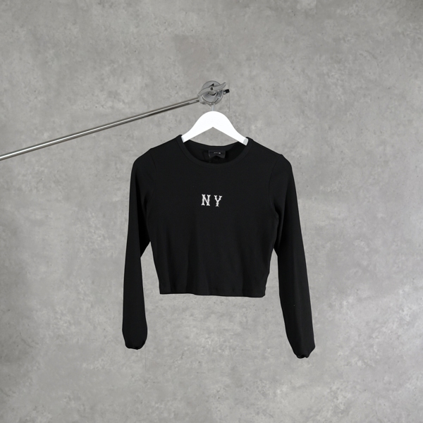 Kaos MLB NY EMBROIDERY WHITE BLACK LONG CROP TOP 100% ORIGINAL