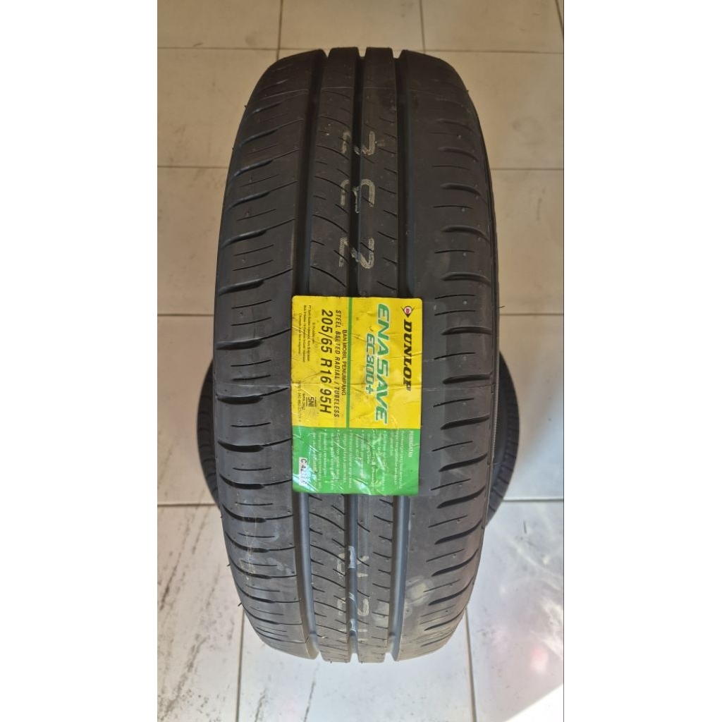 Ban Dunlop Enasave EC300 205/65 R16 Innova reborn