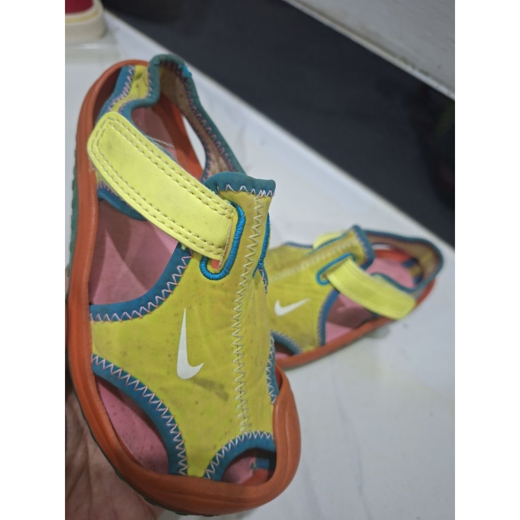 Sandal Preloved Nike Sunray Size 26