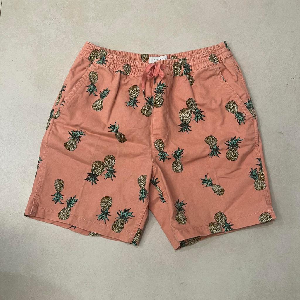 Celana Pendek Urban Outfitters