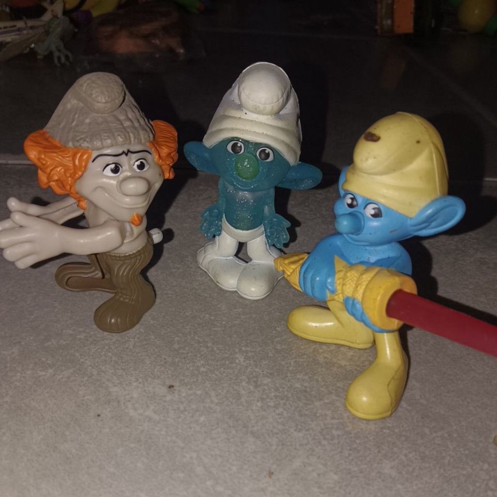 Mainan Mcd Smurf bkas PL kelompok 1