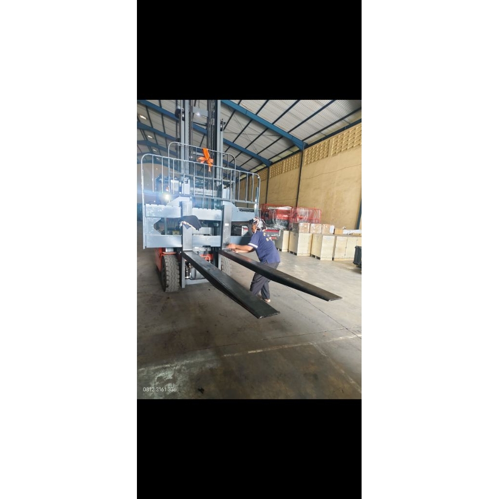 sepatu forklift 5 ton panjang 2,4 meter