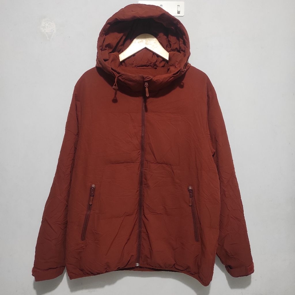 GU Head Padded Seamless Jacket Merah Bata L