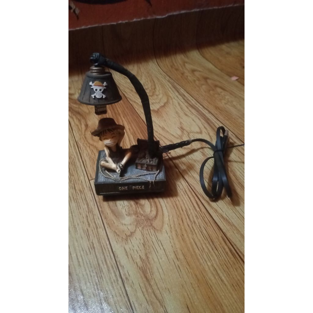 Lampu tidur One piece Lampu terang