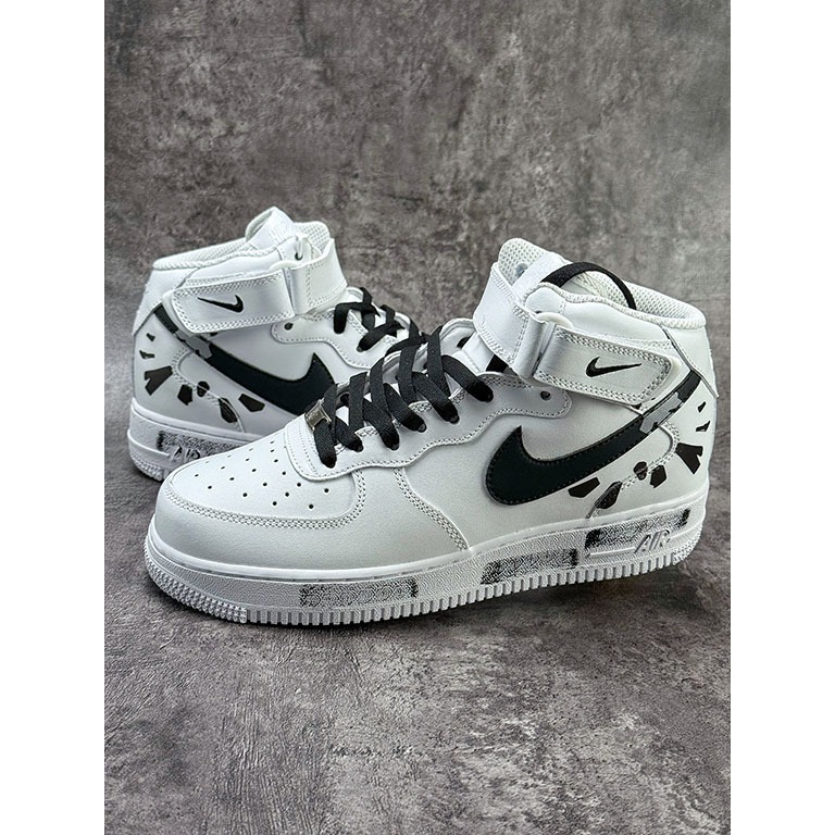 Air Force 1 Mid 07 Putih Hitam 5