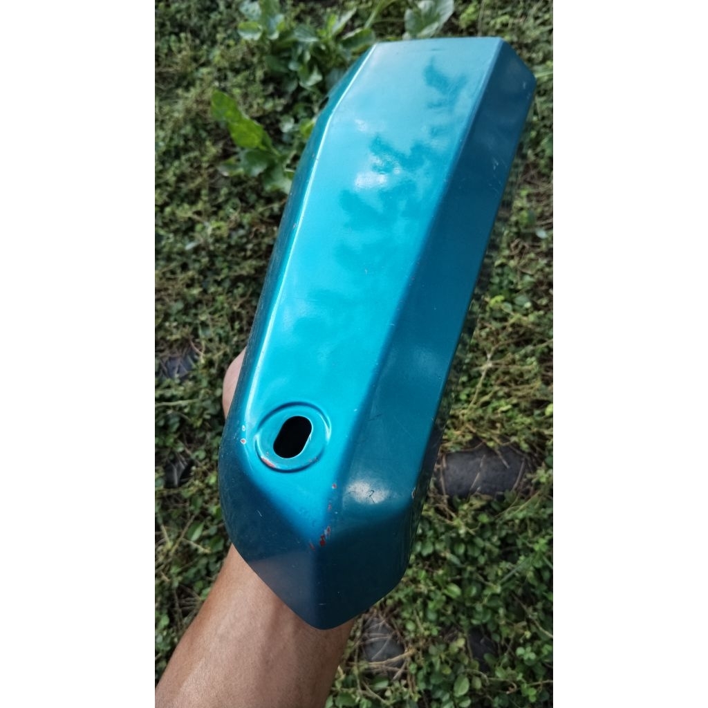 body belakang body cover body Tepong belakang buntut body belakang Yamaha V75 V80 v75 v80 original N