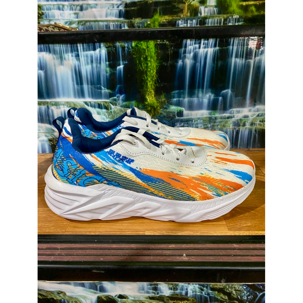 Sepatu Running size 43 insole 28