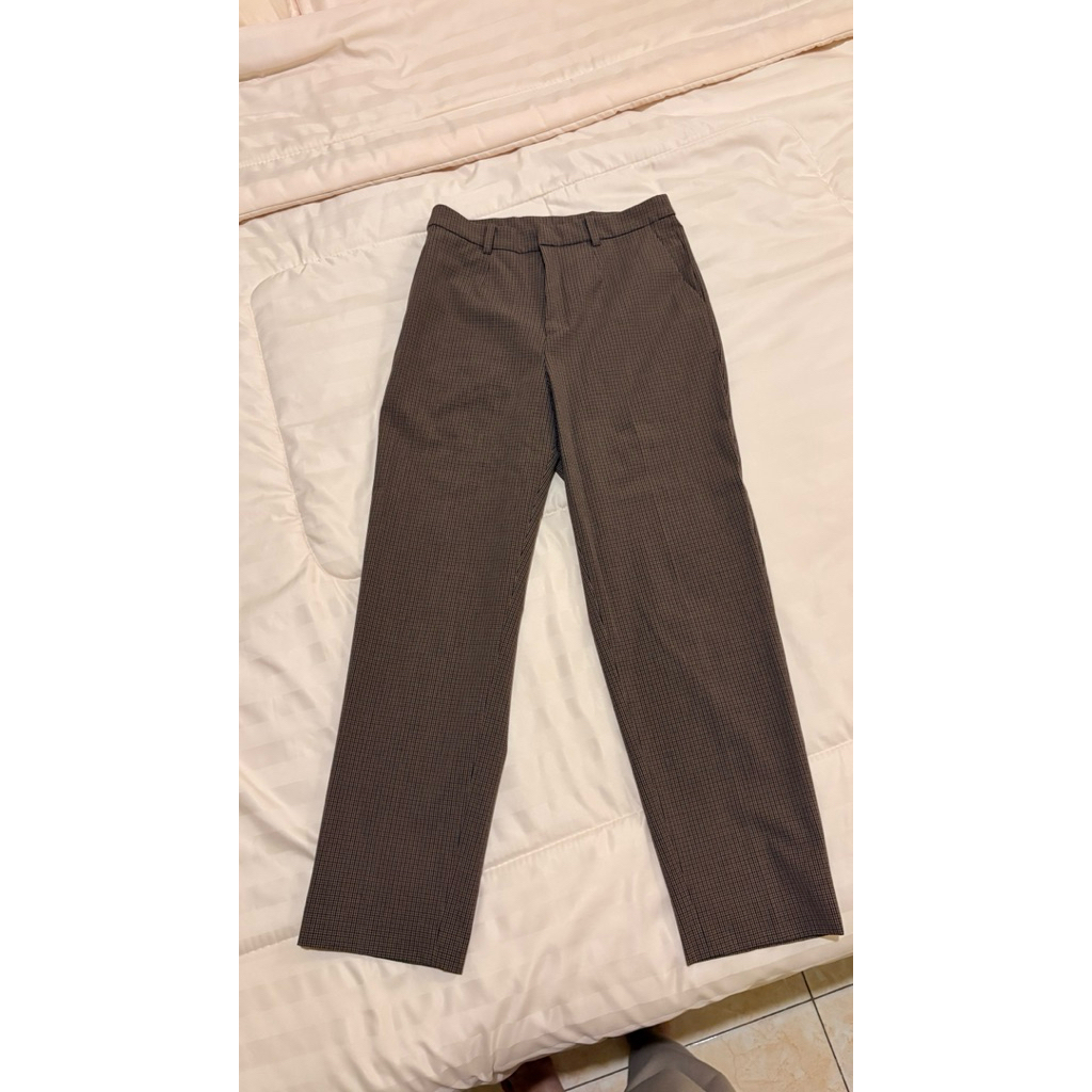 [Preloved] Celana Tailored Formal Kerja Uniqlo Wanita Coklat Motif Kotak-Kotak Kecil Good Condition