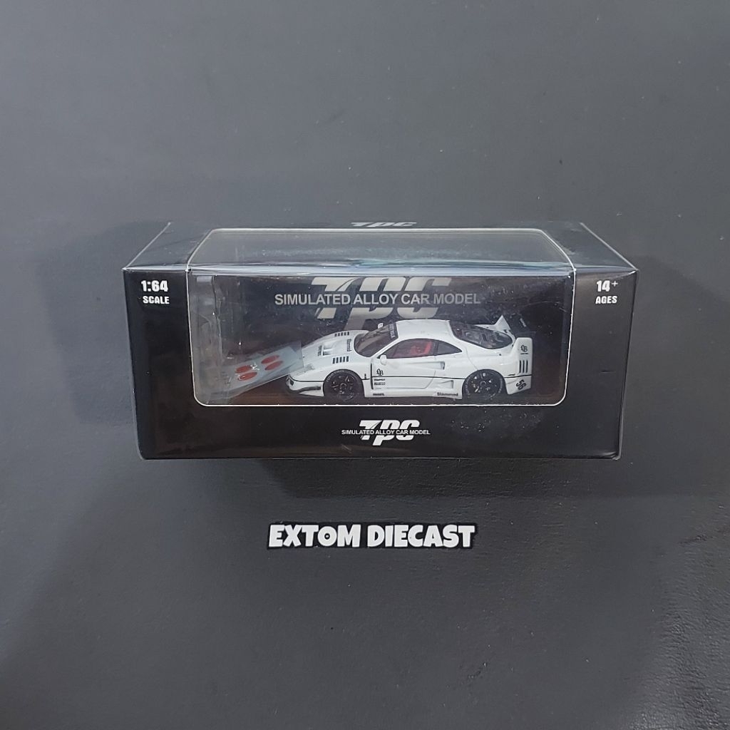TPC Ferrari F40 LBWK White With Figure