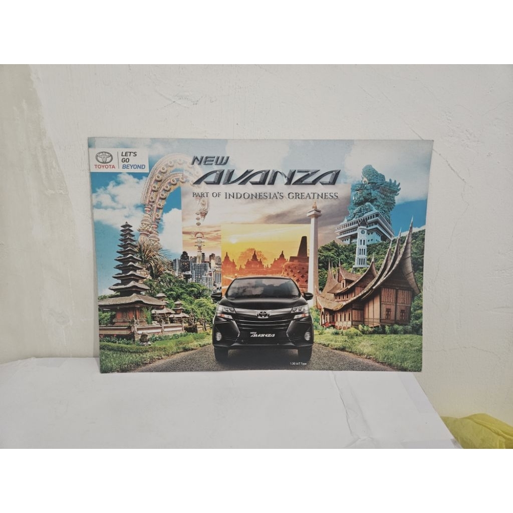 brosur katalog mobil toyota avanza 2019 rwd leaflet