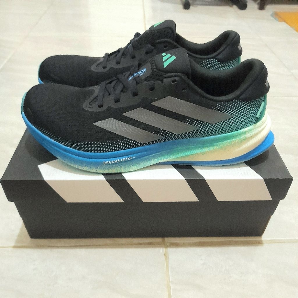 Sepatu running Adidas Supernova Rise 2 Berlin size 42 ORIGINAL
