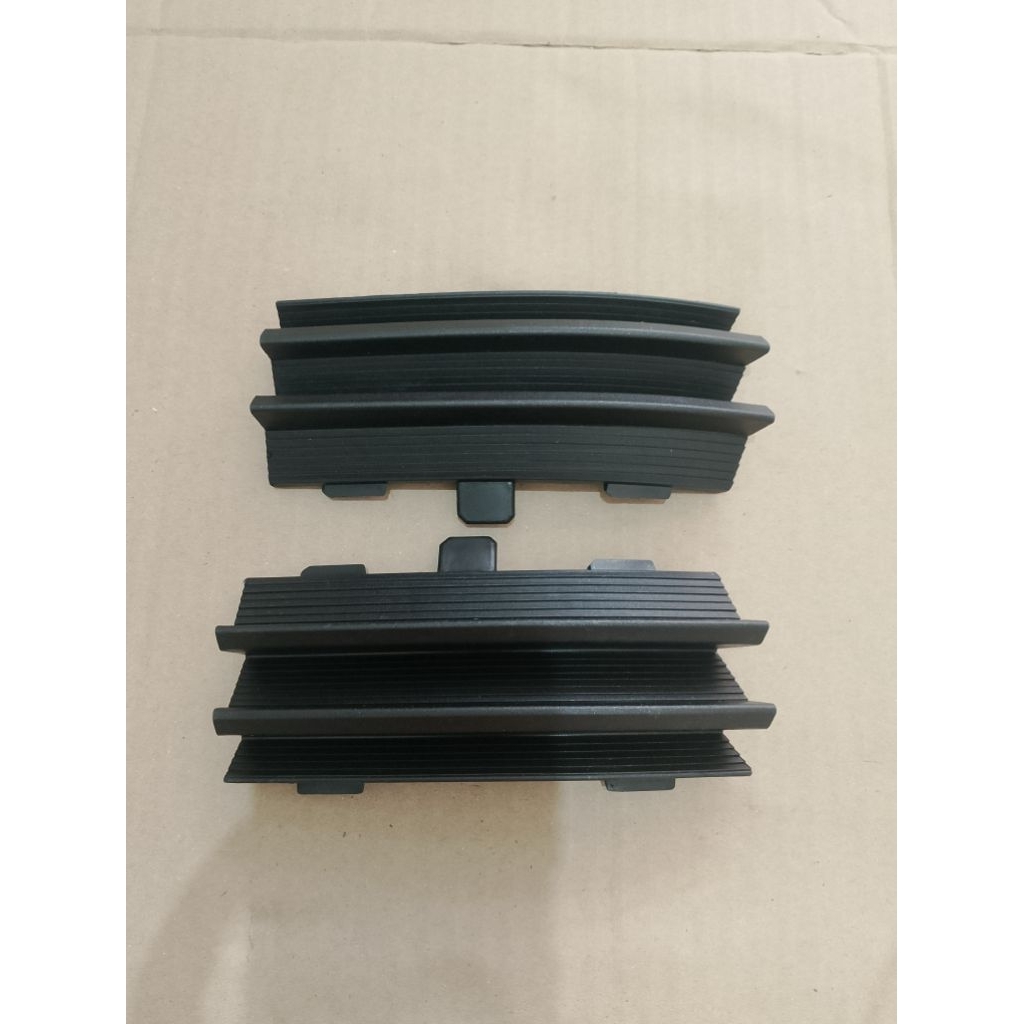 TUTUP BEMPER DEPAN MOBIL AVANZA XENIA GRAND 2015-2018 Car