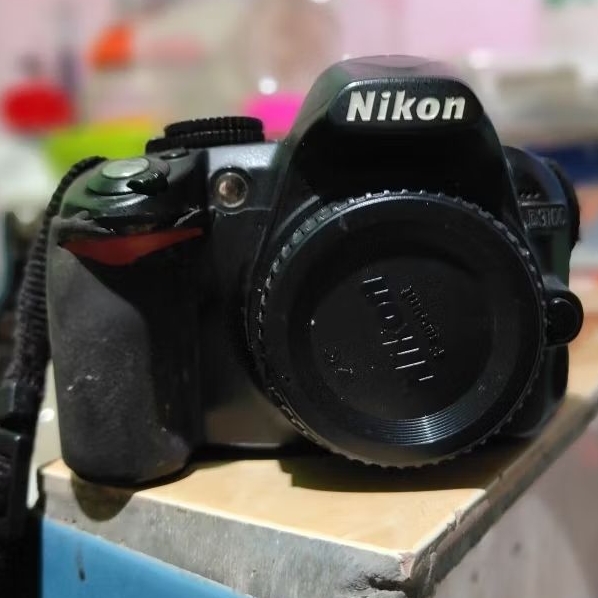 NIKON D3100 SECOND
