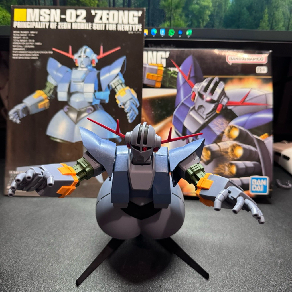 Bandai HGUC 1/144 - Zeong sudah rakit