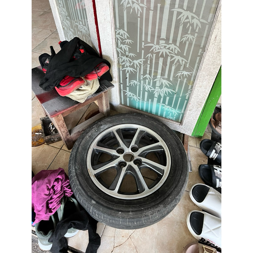 Velg dan ban secound calya