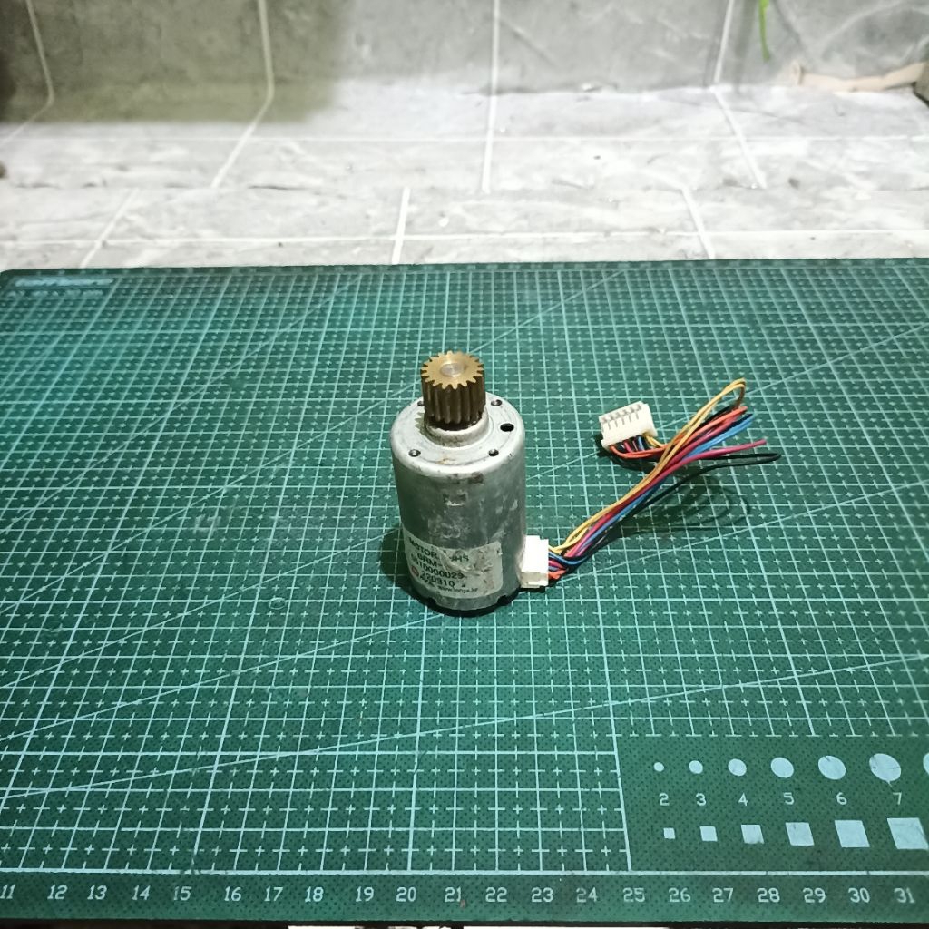 BLDC Motor ROHS, Type BRM-BL (TCR) 12-24V (2A) Generator LED DC