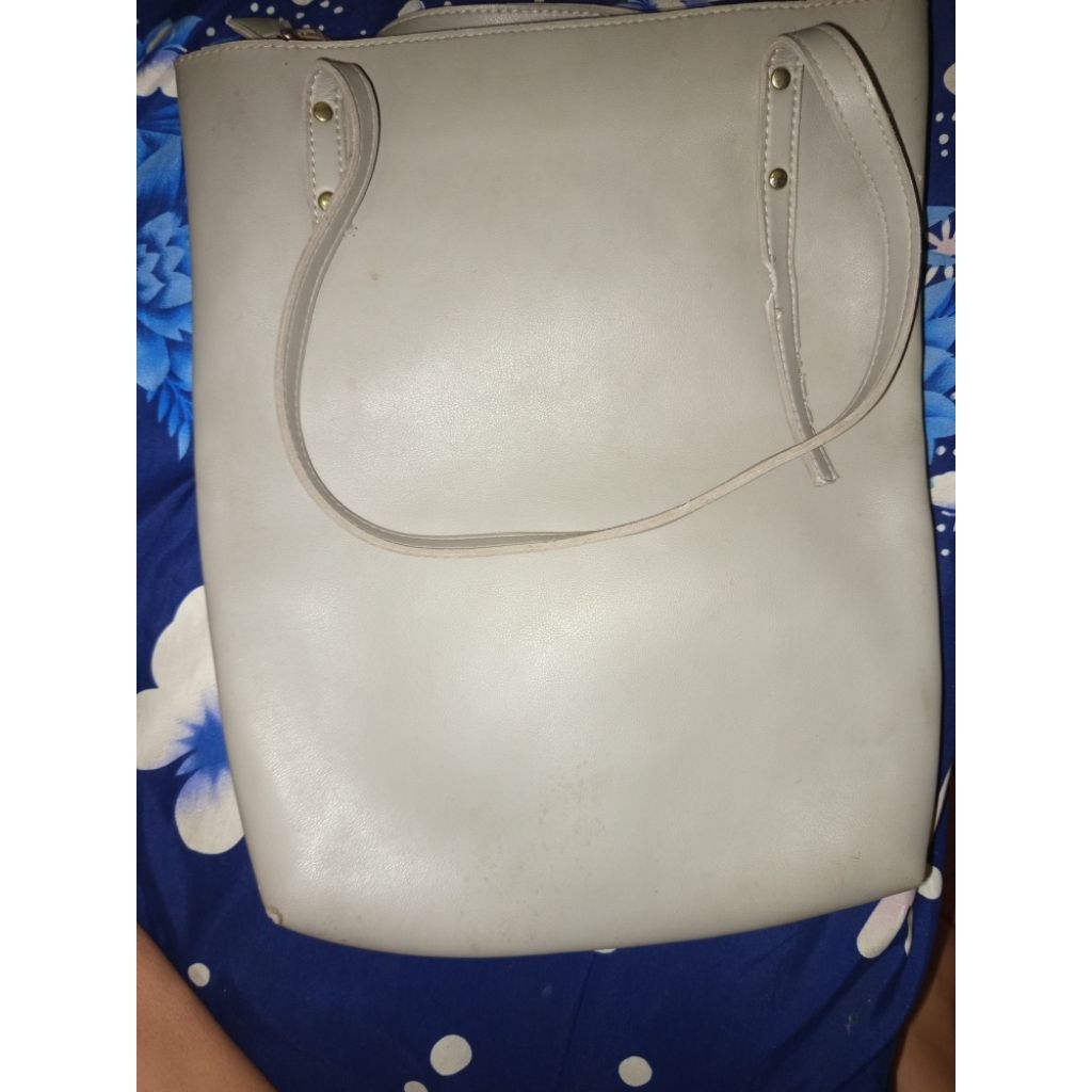Shoulder bag kulit Miniso Grey preloved tote bag