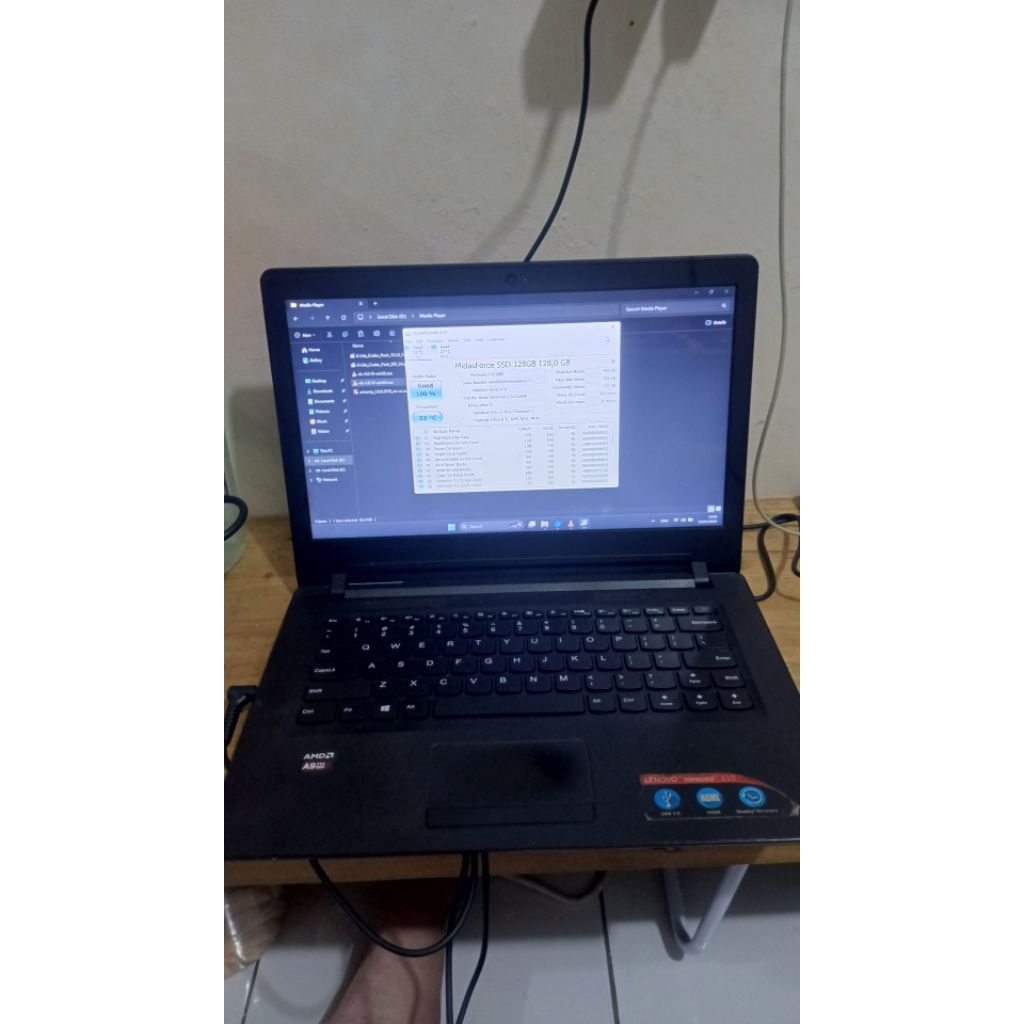 Lenovo Ideapad 110 AMD A9 SSD 128GB RAM 4GB Win 11