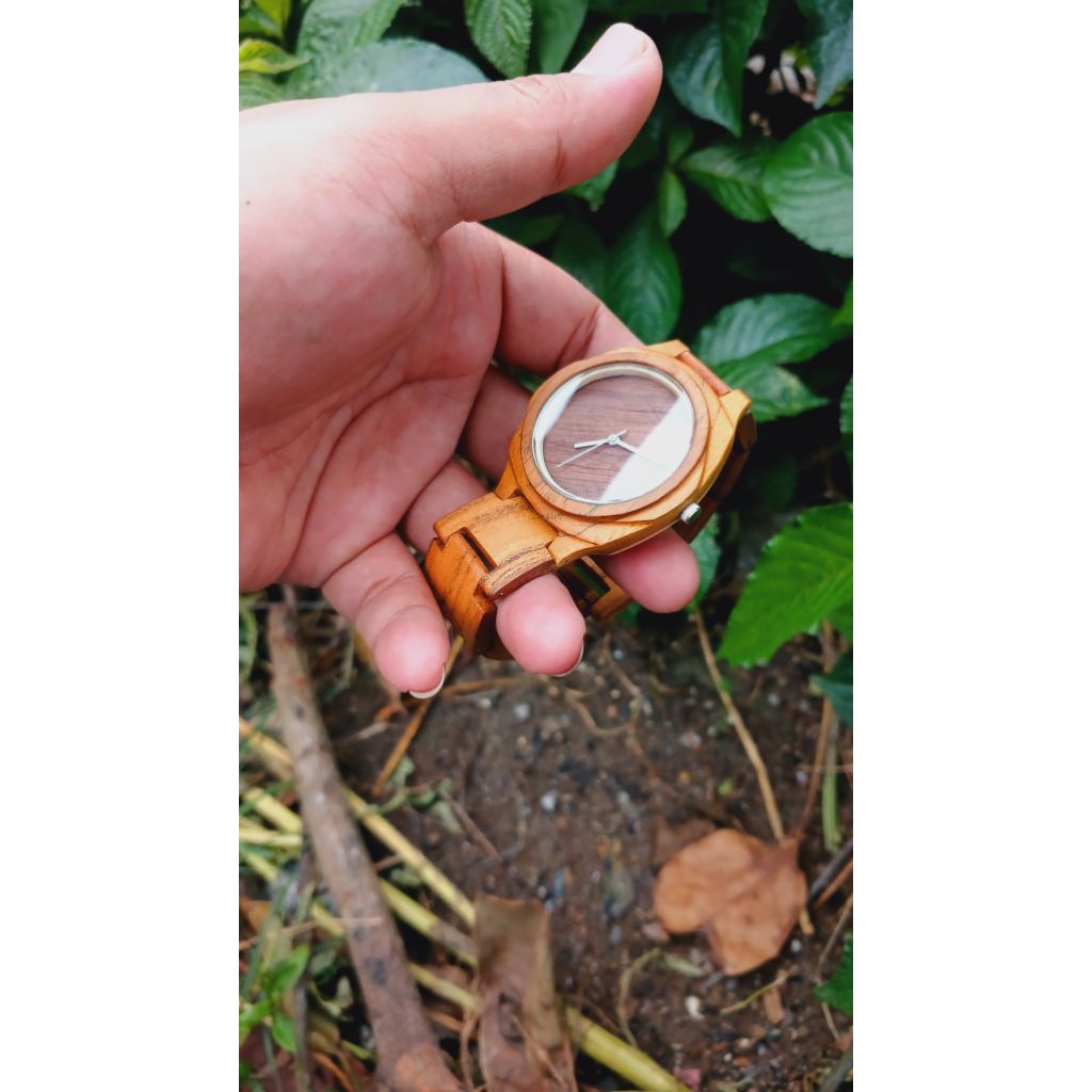 Jam tangan kayu/ jam tangan/ jam tangan kayu pria/ jam tangan kayu wanita