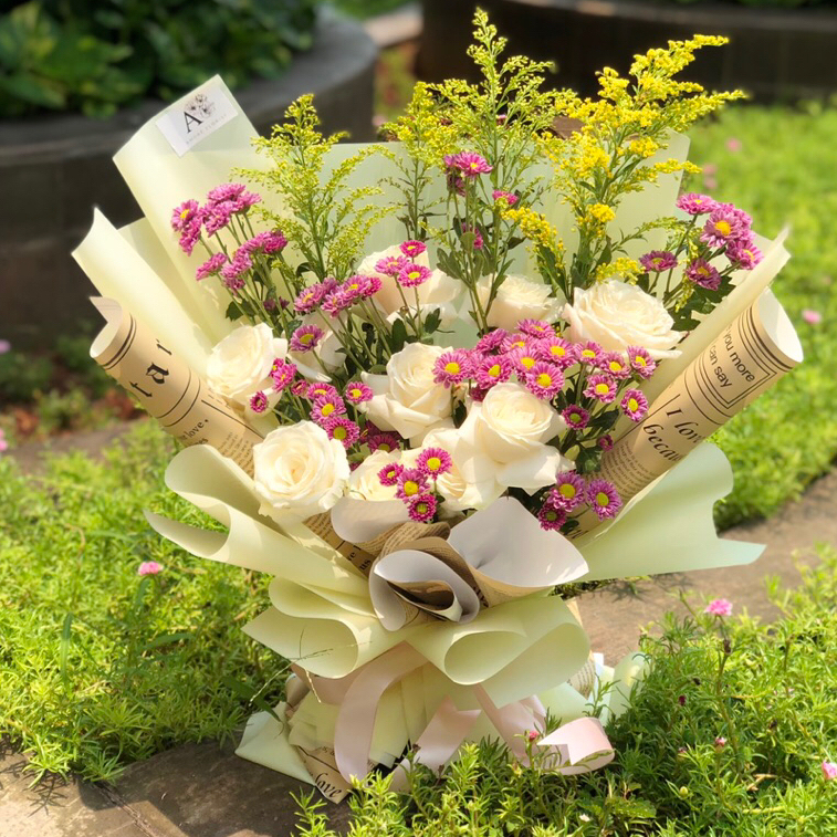 Amoreflorist - Rosie White Fresh Flower