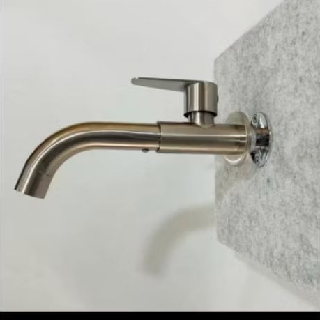 kran tembok panjang/kran wudhu kran tembok stainless