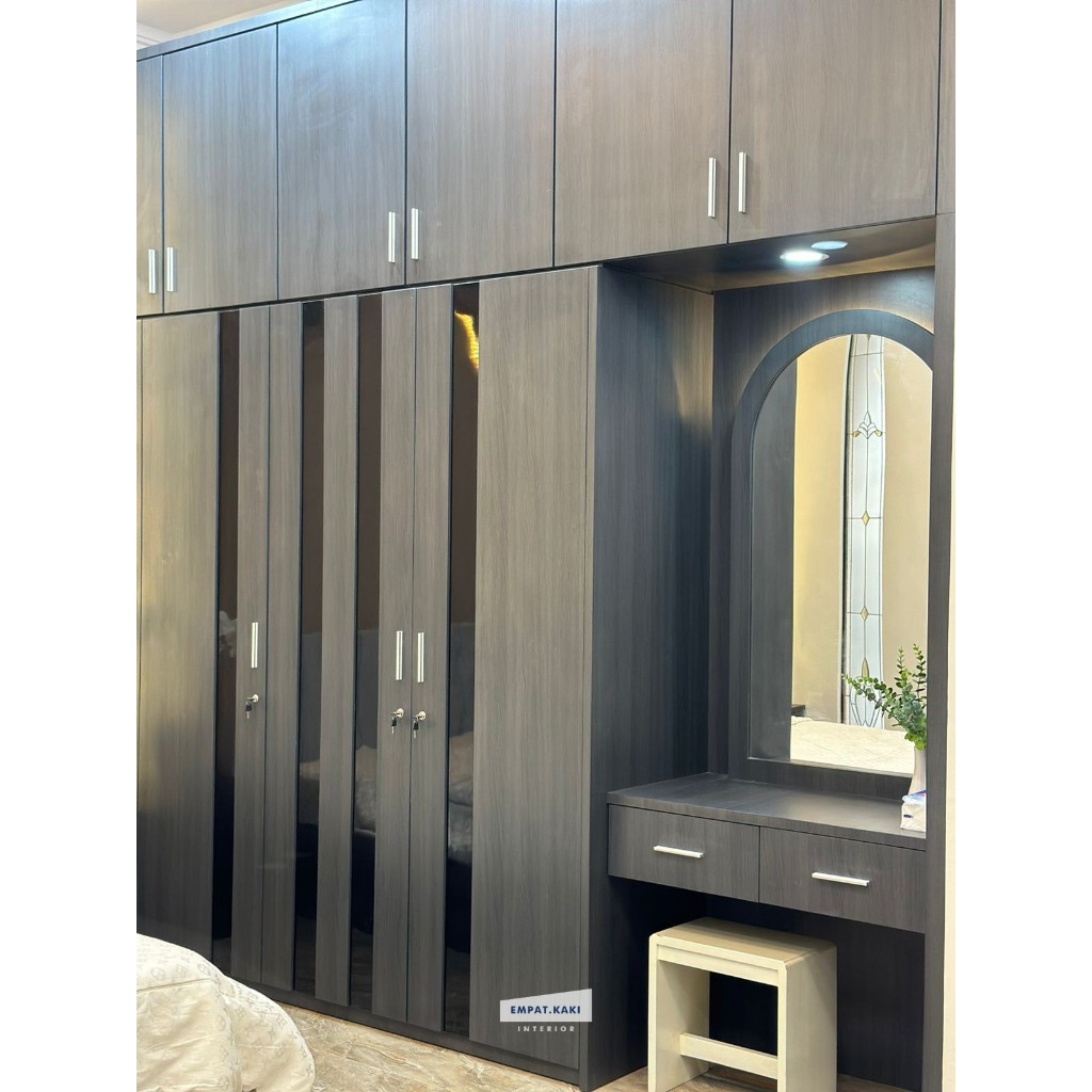 Wardrobe built in Custom Modern Timeless Dark Oak Series Sidoarjo